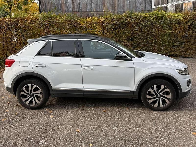 Gebraucht VW T-Roc Active 150 PS (110 kW) 2021 Weiß SUV