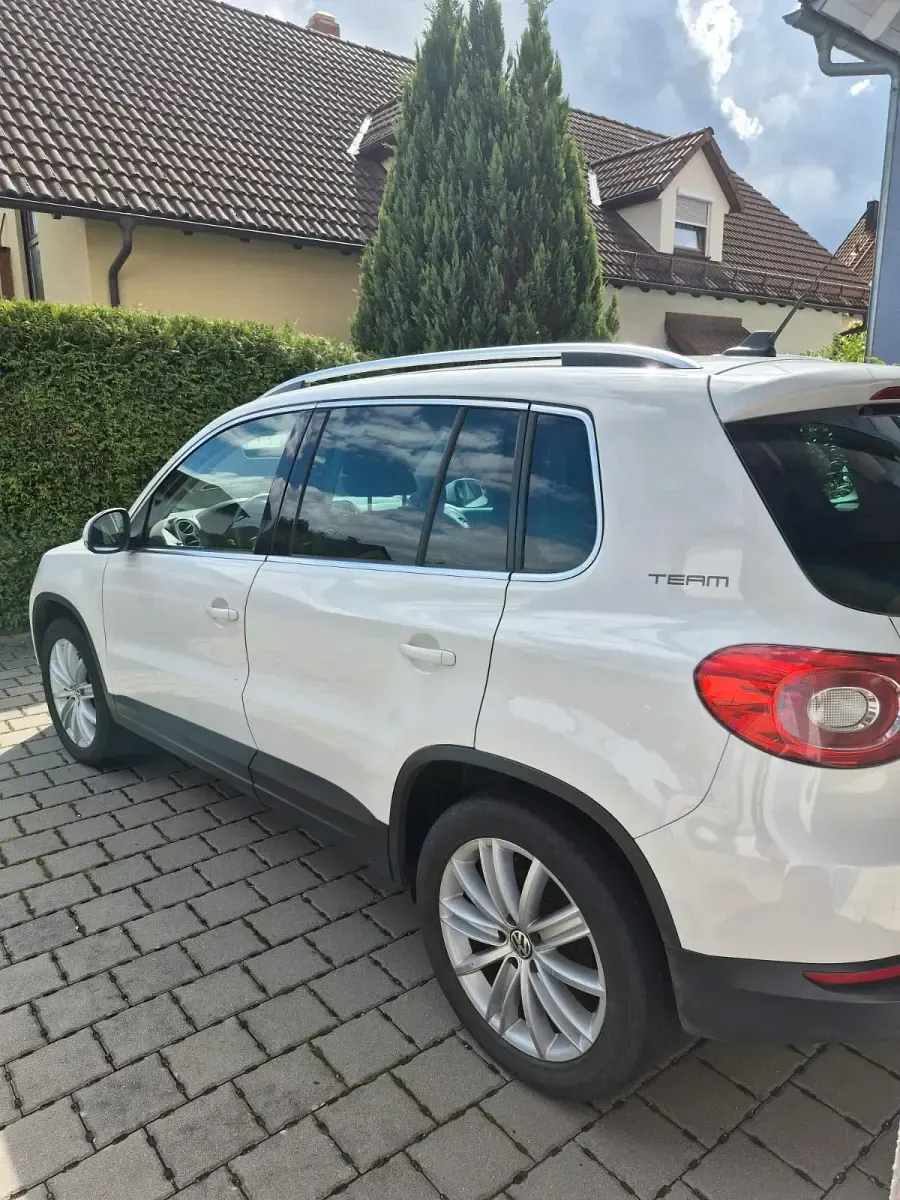 Gebraucht VW Tiguan 150 PS (110 kW) 2011 Weiß SUV