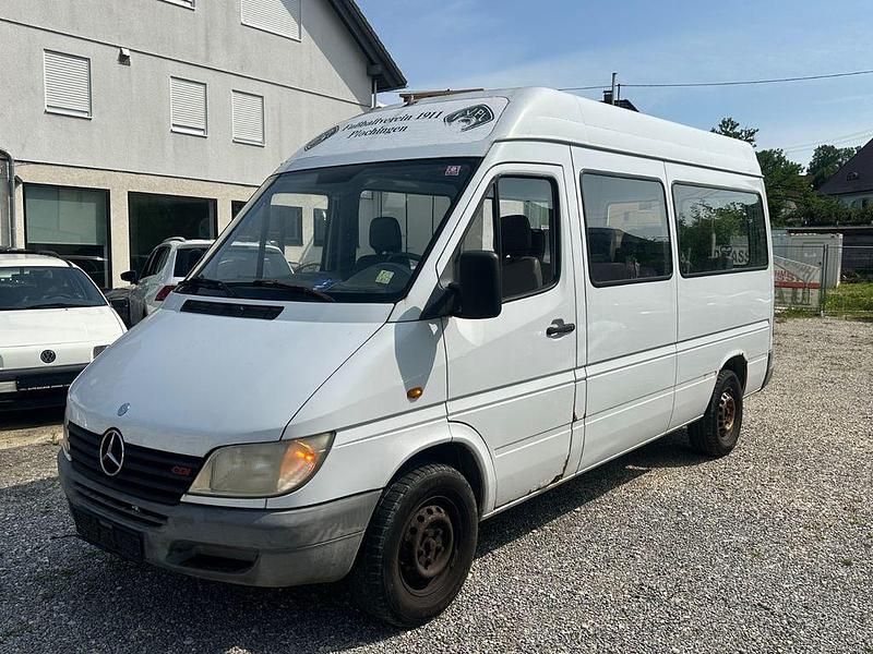 Weiß Gebraucht 2002 Mercedes Sprinter Van | 5.900 € (Fairer Preis) - Bild 1/4