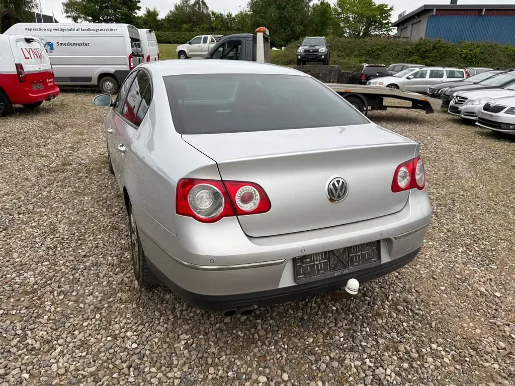Gebraucht VW Passat Sportline 170 PS (125 kW) 2008 Silber Limousine