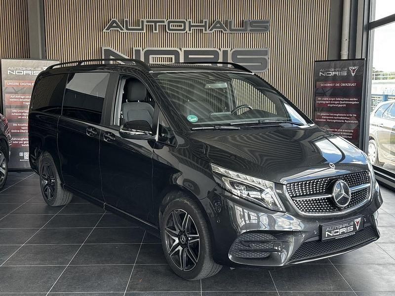 Grau Gebraucht 2021 Mercedes V250 AMG Van / Kleinbus | 49.850 € (Fairer Preis) - Bild 1/4