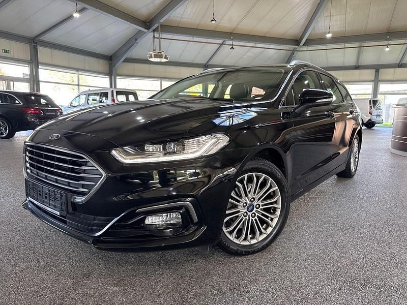 Gebraucht Ford Mondeo Titanium 150 PS (110 kW) 2022 Schwarz Kombi