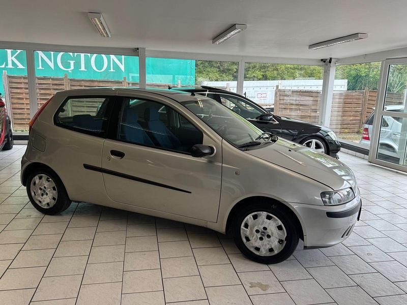 Gebraucht Fiat Punto 60 PS (44 kW) 2002 Kleinwagen