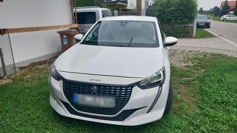 Weiß Gebraucht 2020 Peugeot 208 Active Kleinwagen | 8.900 € (Guter Preis) - Bild 1/4
