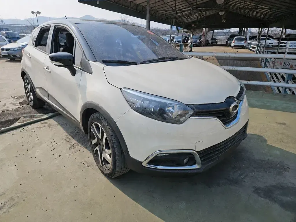 Gebraucht Renault Captur Luxe 90 PS (66 kW) 2014 Beige SUV