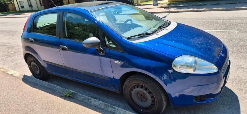 Blau Gebraucht 2009 Fiat Punto Kleinwagen | 700 € - Bild 1/4