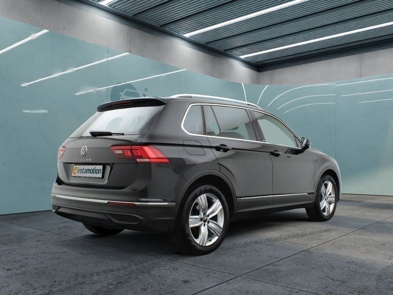 Gebraucht VW Tiguan Move 150 PS (110 kW) 2023 Schwarz SUV