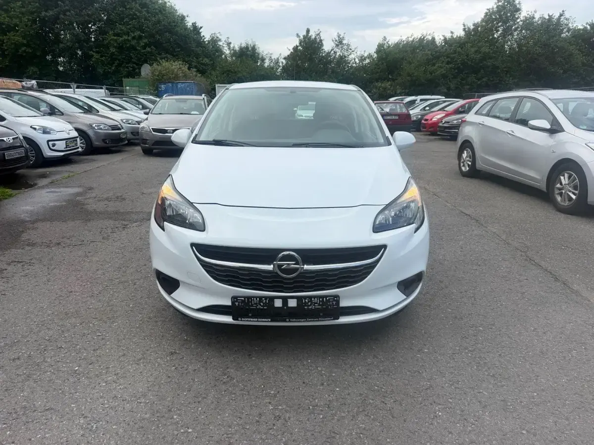 Gebraucht Opel Corsa Selection 69 PS (50 kW) 2015 Weiß Kleinwagen