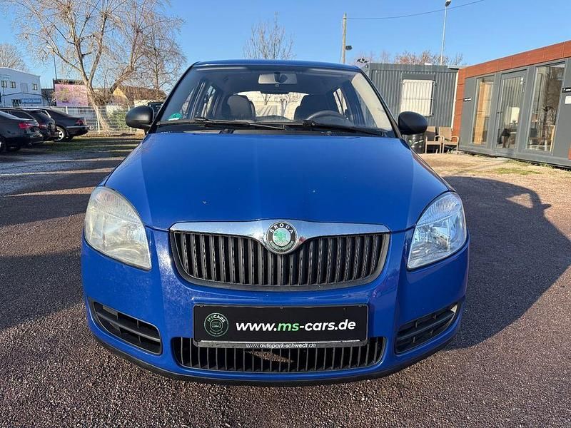 Gebraucht Skoda Fabia 60 PS (44 kW) 2010 Blau Limousine