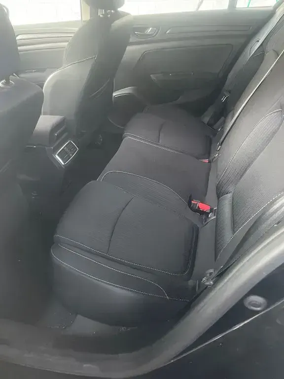Gebraucht Renault Mégane IV LIMITED 140 PS (102 kW) 2019 Schwarz Limousine