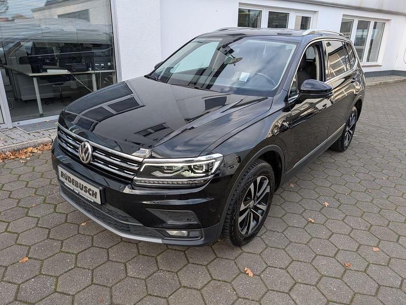 Schwarz Gebraucht 2019 VW Tiguan Allspace SUV | 23.490 € (Fairer Preis) - Bild 1/4