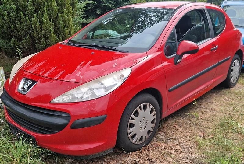 Rot Gebraucht 2008 Peugeot 207 Kleinwagen | 490 € (Guter Preis) - Bild 1/4