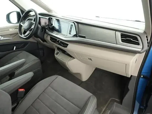 Gebraucht VW Multivan 177 PS (130 kW) 2025 Van / Kleinbus