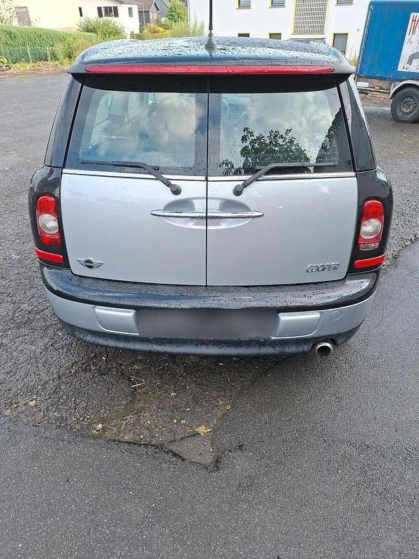 Silber Gebraucht 2007 Mini Clubman Kombi | 2.650 € (Fairer Preis) - Bild 1/4