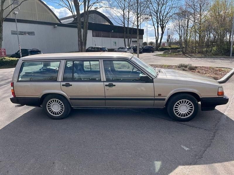 Gebraucht Volvo 945 131 PS (96 kW) 1994 Beige Kombi