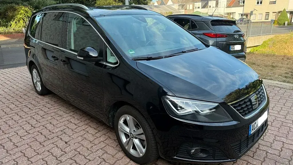 Gebraucht Seat Alhambra XCELLENCE 150 PS (110 kW) 2022 Schwarz Van / Kleinbus