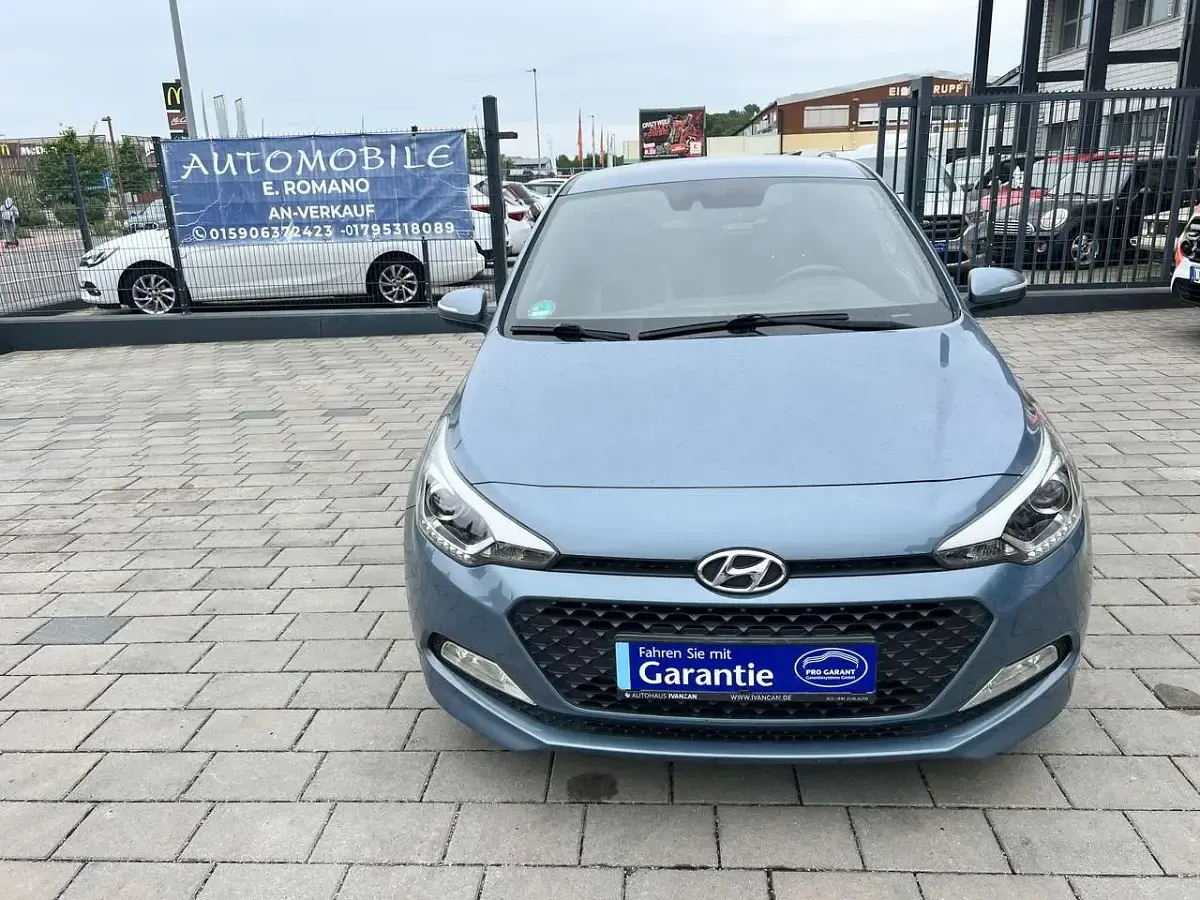 Gebraucht Hyundai i20 YES! 84 PS (61 kW) 2017 Aqua sparkling / met Kleinwagen
