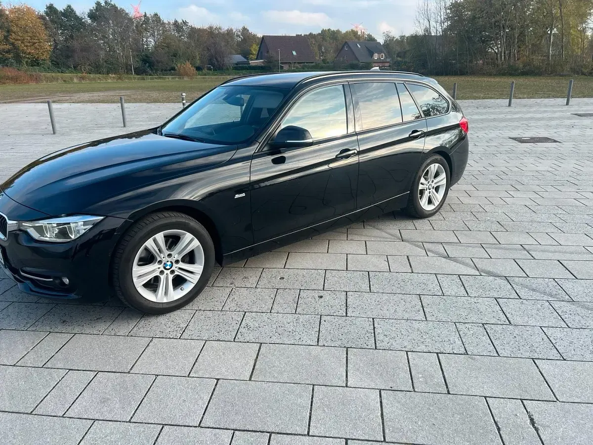 Gebraucht BMW 320 190 PS (139 kW) 2017 Schwarz Kombi
