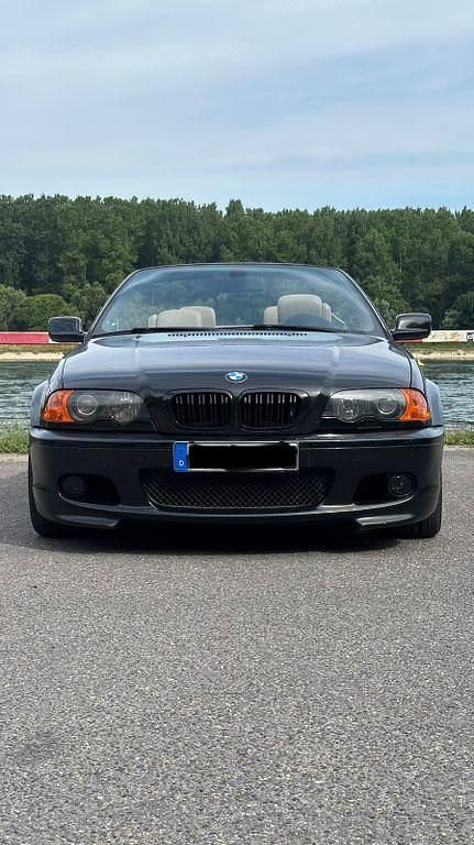 Schwarz Gebraucht 2002 BMW 330 Cabriolet Performance Cabrio | 8.000 € - Bild 1/4