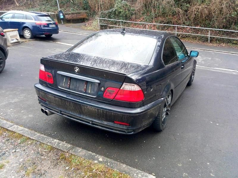 Gebraucht BMW 325 192 PS (141 kW) 2000 Blau Coupé