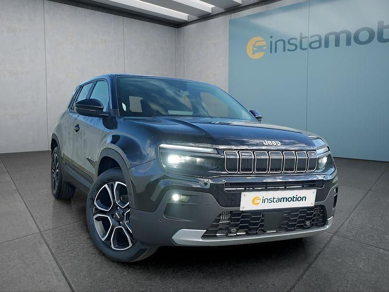 Neu Jeep Avenger 101 PS (74 kW) 2025 Schwarz SUV