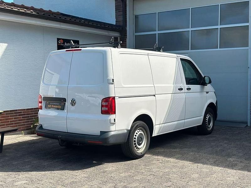 Gebraucht VW Transporter 114 PS (83 kW) 2019 Weiß Van