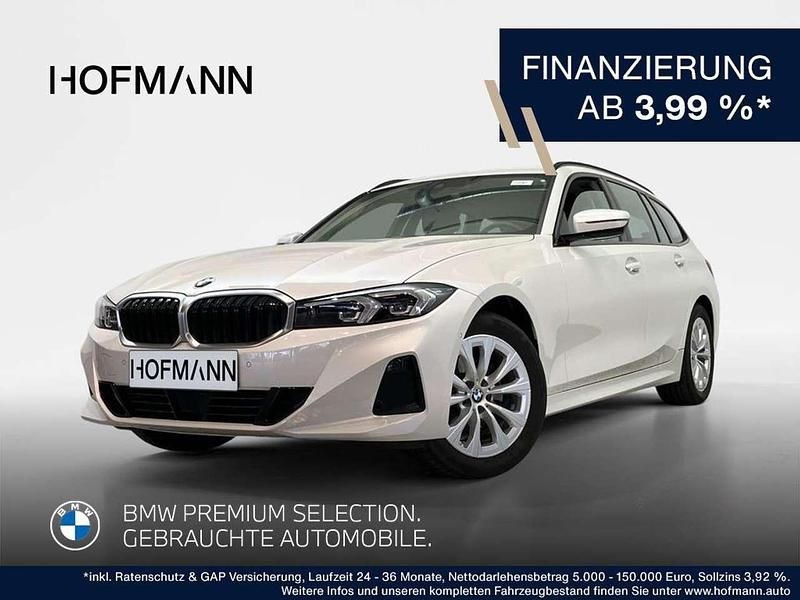Mineralweiß metallic Gebraucht 2023 BMW 320 Shadowline Kombi | 34.343 € (Superpreis) - Bild 1/2