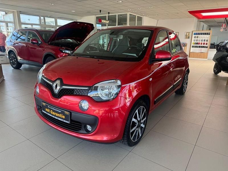 Rot Gebraucht 2015 Renault Twingo Luxe Kleinwagen | 5.890 € (Fairer Preis) - Bild 1/4