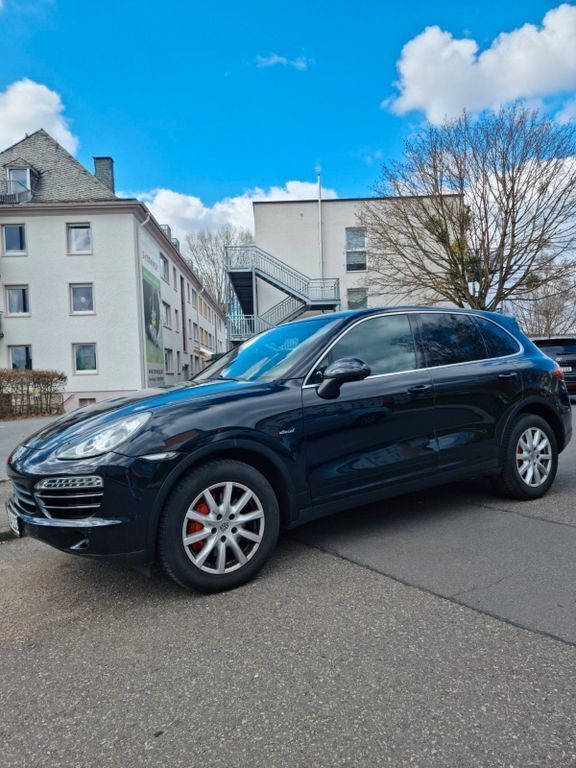 Schwarz Gebraucht 2011 Porsche Cayenne SUV | 16.900 € (Teuer) - Bild 1/4