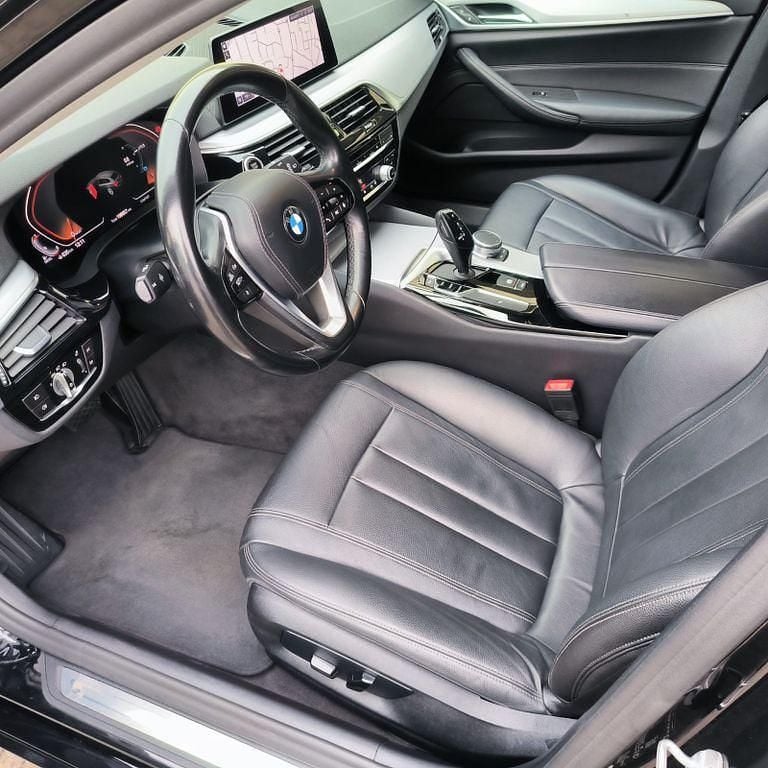 Gebraucht BMW 540 320 PS (235 kW) 2019 Schwarz Kombi