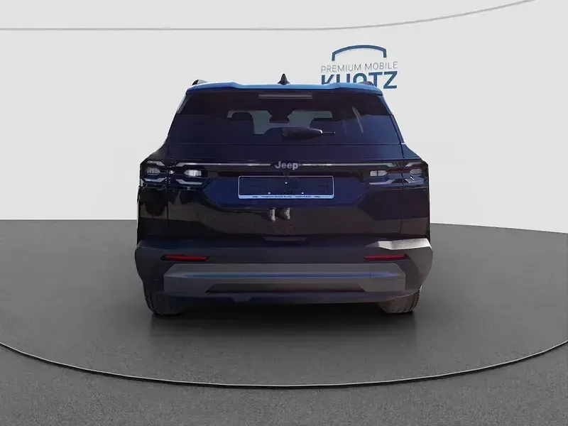 Neu Jeep Compass 145 PS (106 kW) 2026 Schwarz SUV