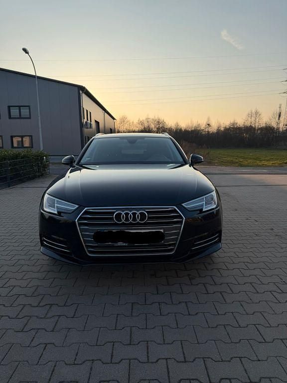Gebraucht Audi A4 Sport 150 PS (110 kW) 2017 Schwarz Kombi
