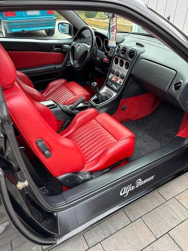 Gebraucht Alfa Romeo GTV 150 PS (110 kW) 2000 Schwarz Coupé