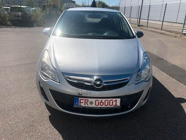 Gebraucht Opel Corsa 87 PS (63 kW) 2012 Silber Kleinwagen