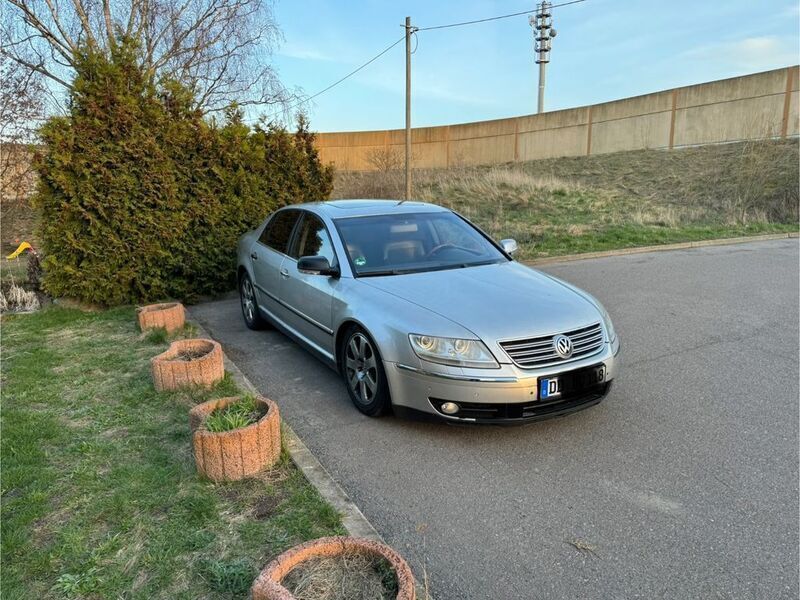 Silber Gebraucht 2005 VW Phaeton Limousine | 5.250 € (Guter Preis) - Bild 1/1