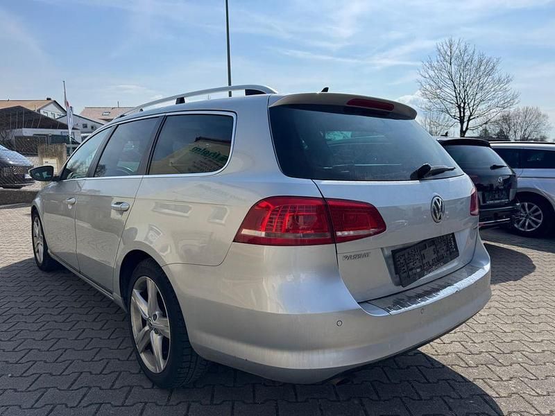 Gebraucht VW Passat 105 PS (77 kW) 2014 Silber Limousine