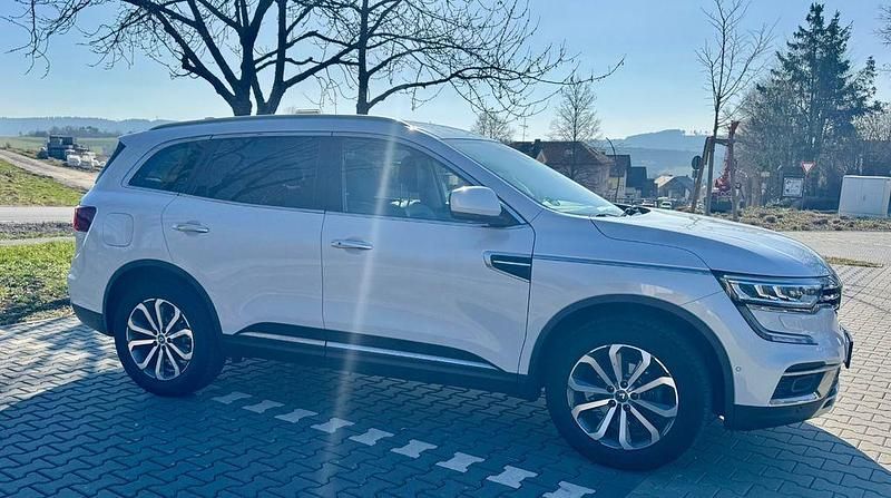 Gebraucht Renault Koleos Intens 158 PS (116 kW) 2022 Weiß SUV