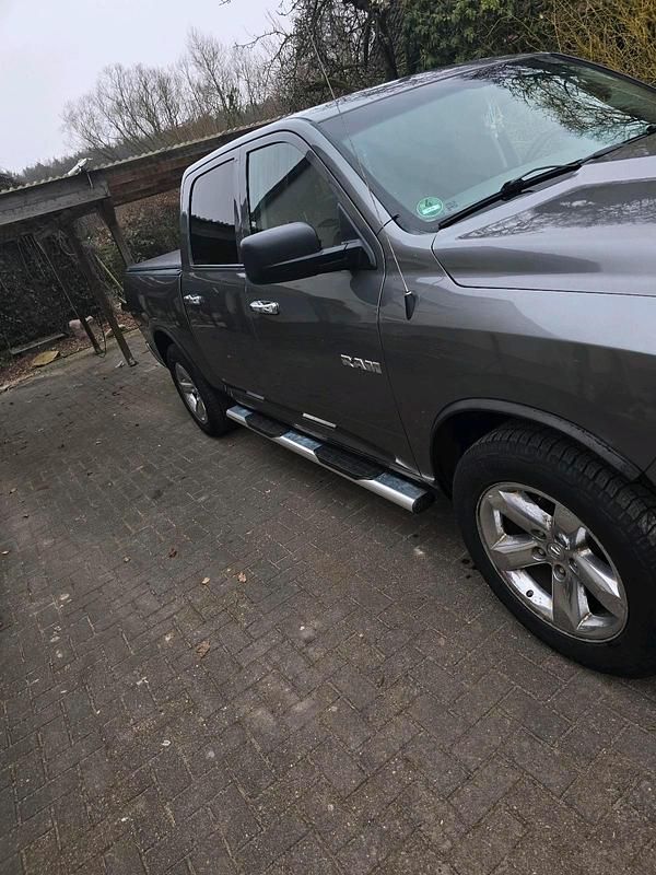 Gebraucht Dodge Ram 309 PS (227 kW) 2015 Silber Pickup