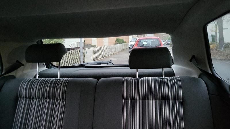 Schwarz Gebraucht 2007 VW Fox Kleinwagen | 2.299 € (Fairer Preis) - Bild 1/4