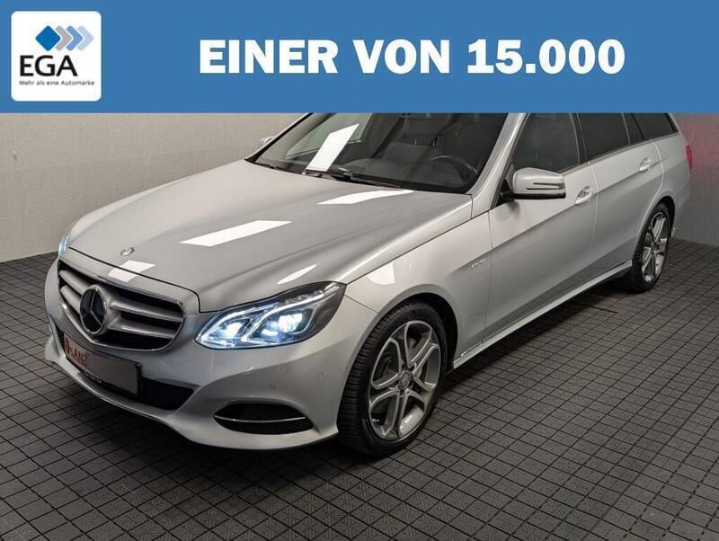 Metallic Gebraucht 2015 Mercedes E400 Avantgarde | 25.810 € (Fairer Preis) - Bild 1/4