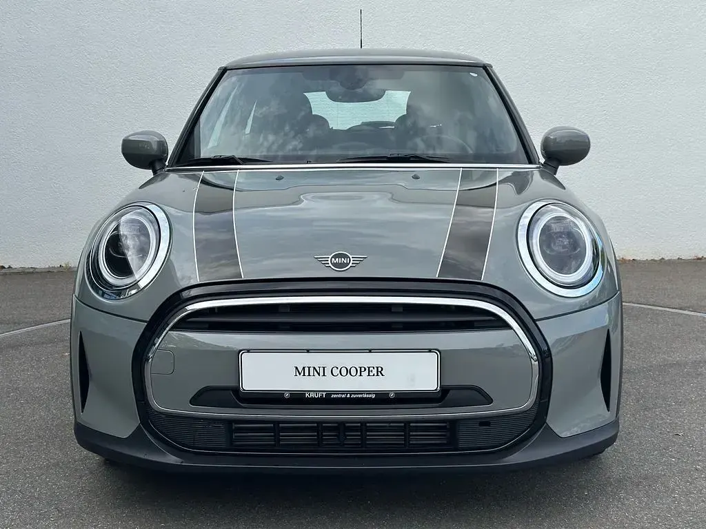 Gebraucht Mini Cooper Essential 136 PS (100 kW) 2022 Grau Kleinwagen