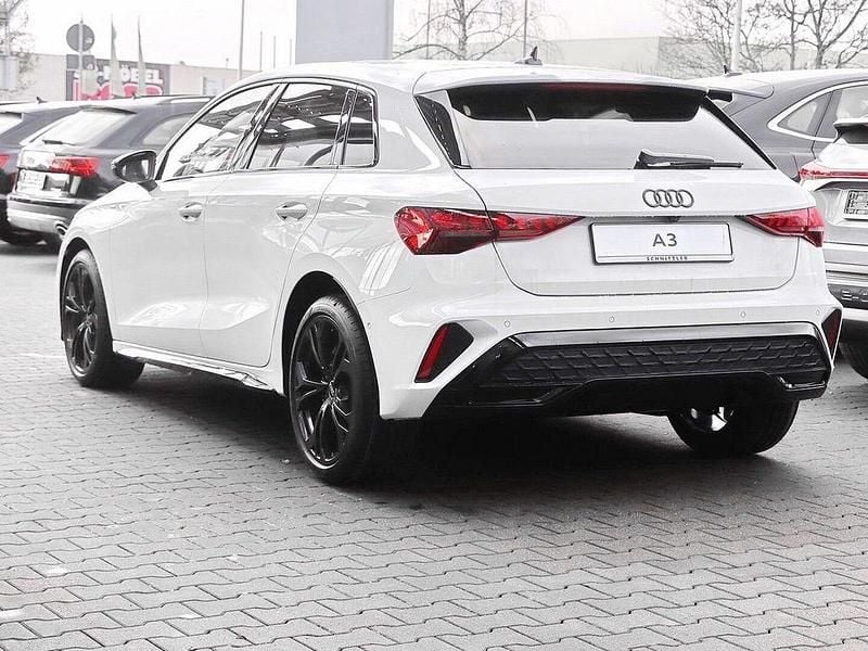 Gebraucht Audi A3 S-Line 116 PS (85 kW) 2026 Weiss Limousine