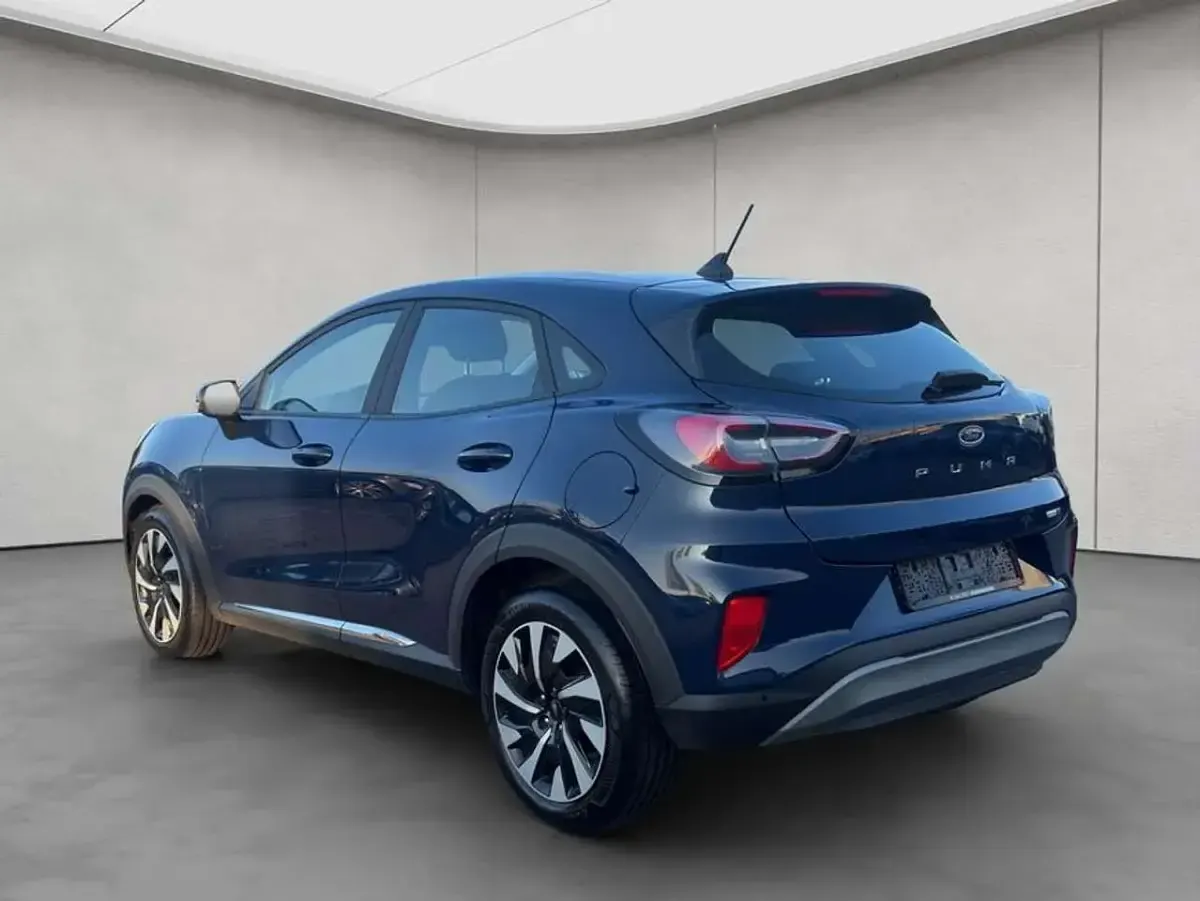 Gebraucht Ford Puma Titanium 125 PS (91 kW) 2023 Blazer blue SUV