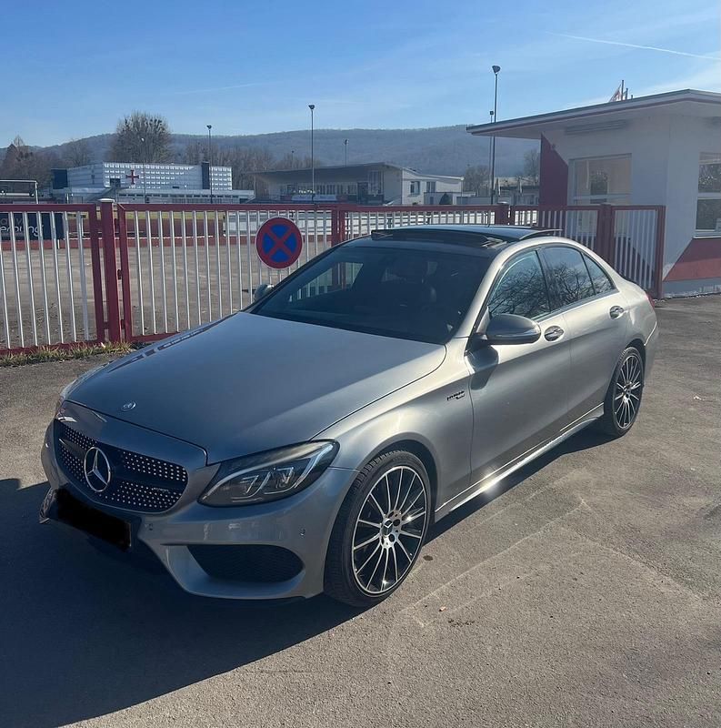 Grau Gebraucht 2014 Mercedes C400 AMG Limousine | 23.499 € - Bild 1/4