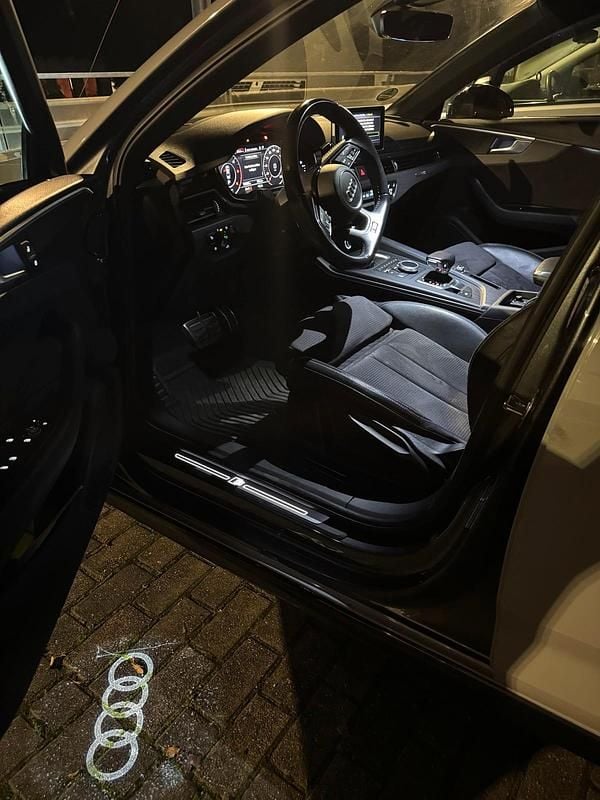 Gebraucht Audi A4 S-Line 190 PS (139 kW) 2016 Grau Limousine