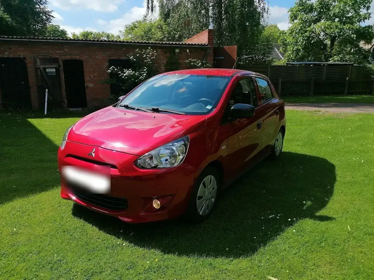 Gebraucht Mitsubishi Space Star 71 PS (52 kW) 2016 Rot Kleinwagen