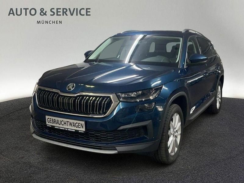 Blau Gebraucht 2024 Skoda Kodiaq Style SUV | 34.960 € - Bild 1/4