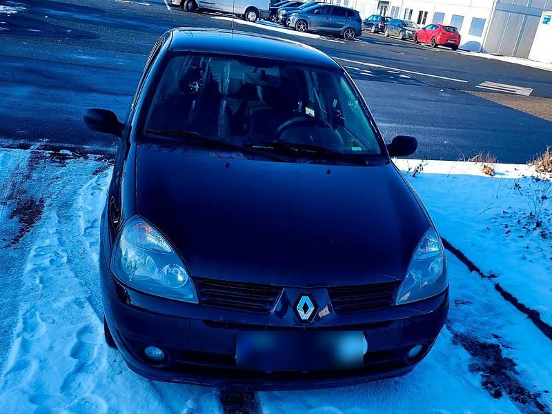 Gebraucht Renault Clio II 75 PS (55 kW) 2005 Kleinwagen
