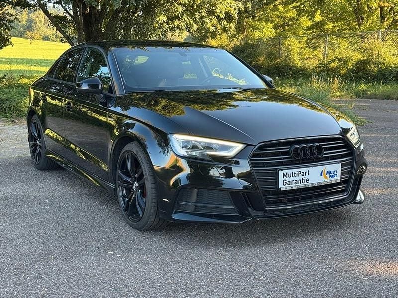 Schwarz Gebraucht 2019 Audi A3 S-Line Limousine | 17.490 € (Superpreis) - Bild 1/4