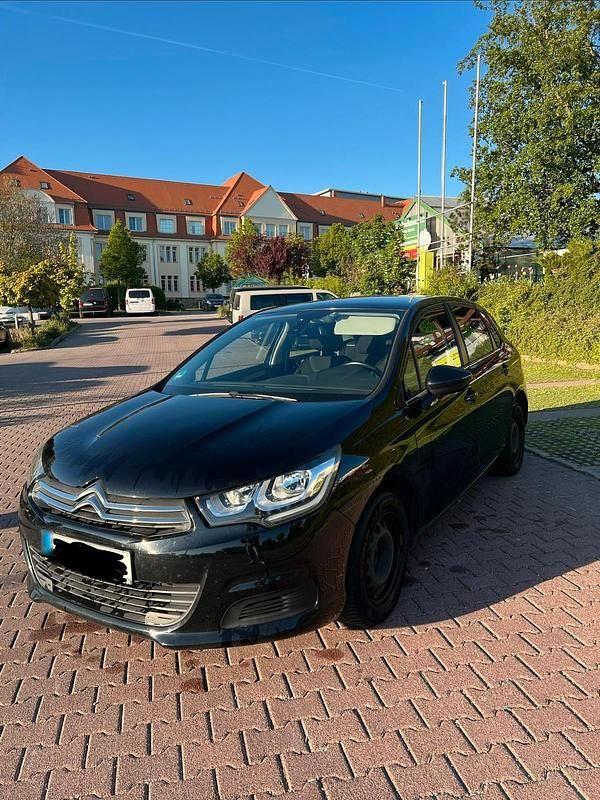 Gebraucht Citroën C4 130 PS (95 kW) 2015 Schwarz Limousine